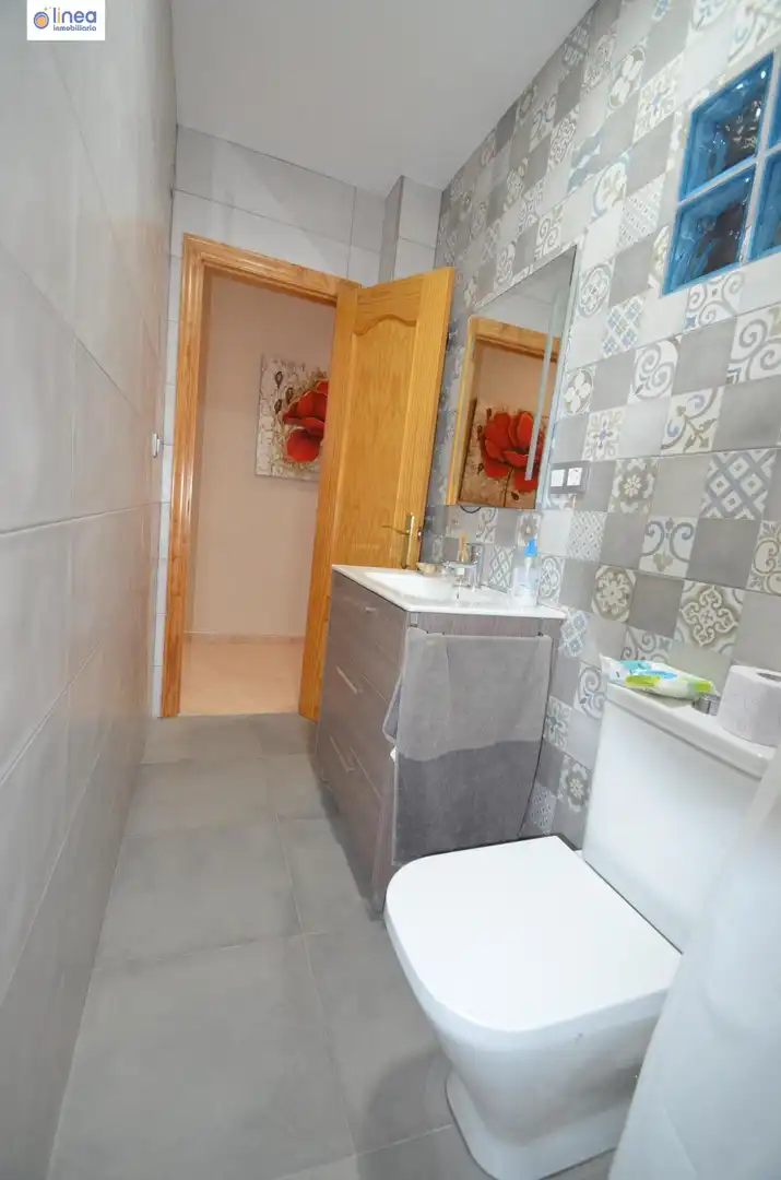 Casa adosada en venta en Calle ANGEL CARA, La Mojonera