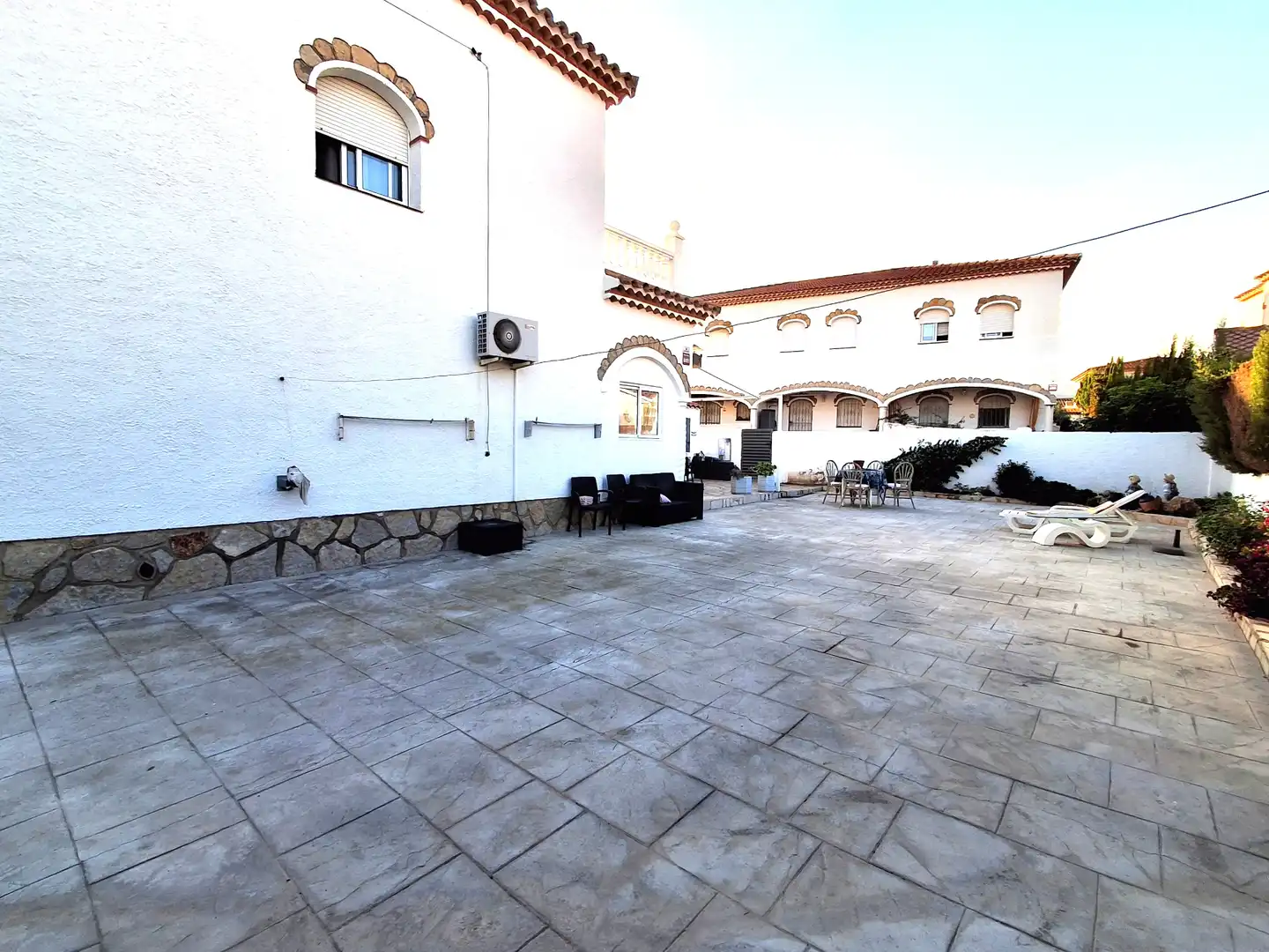Maison mitoyenne avec piscine à vendre à Carrer Menorca 44, imagen 4