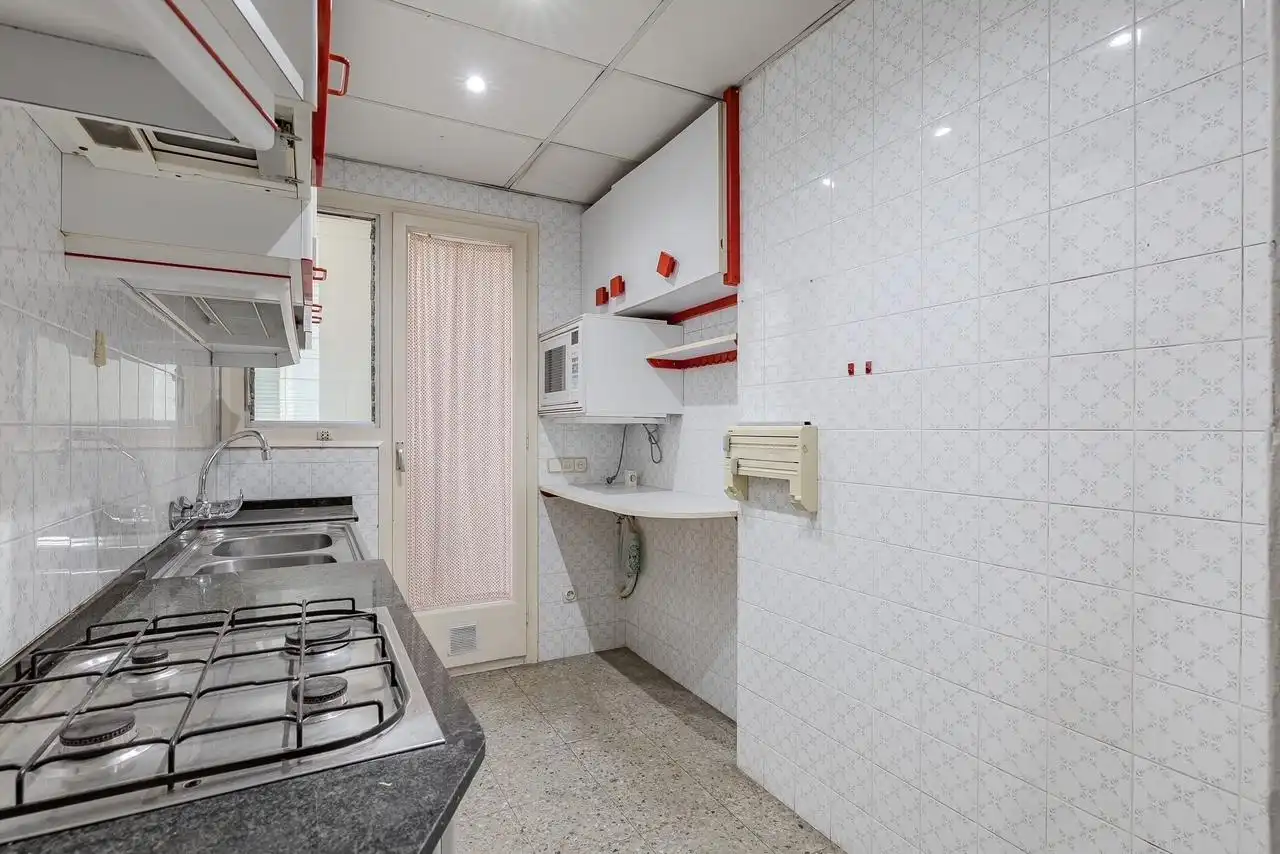 Cuina de Pis en venda en Barcelona amb Terrassa