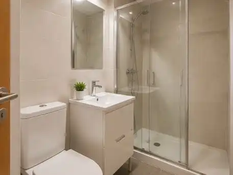Bathroom of Flat for rent in Les Corts