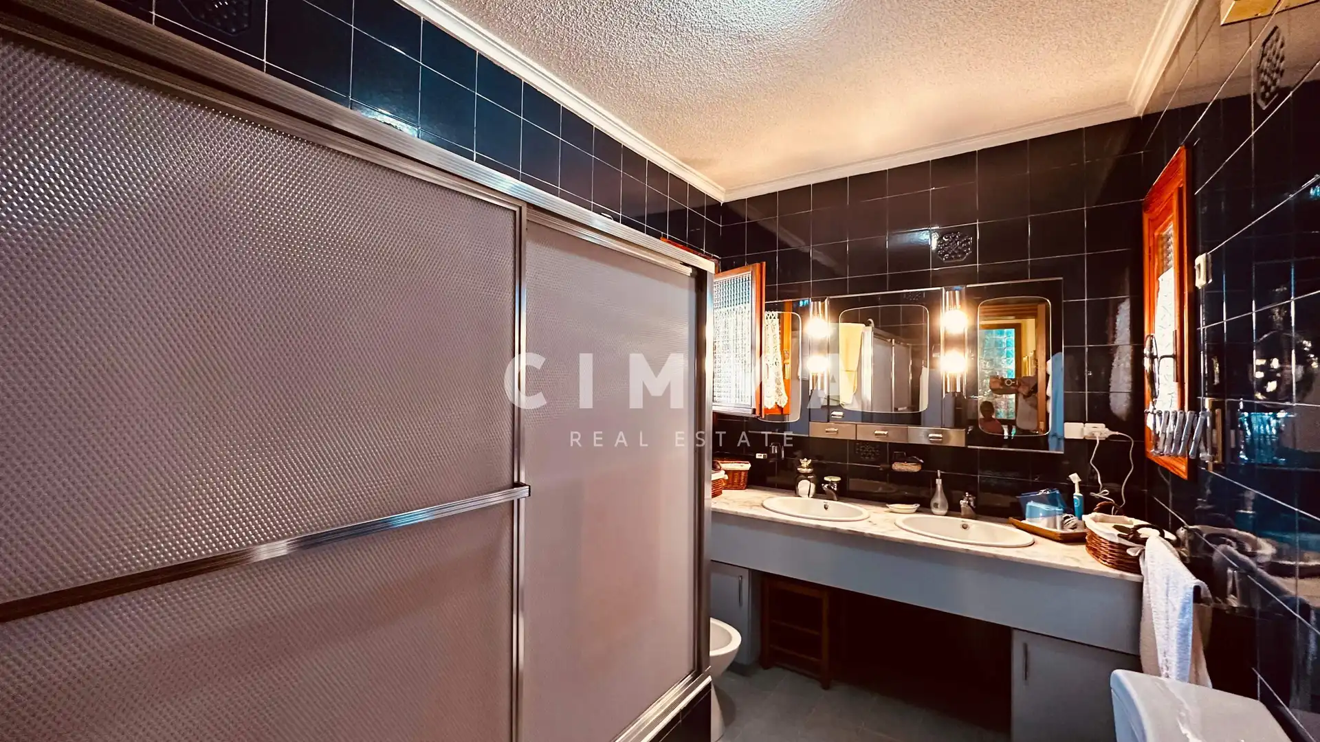 Baño de Casa o chalet en venta en La Nucia con Aire acondicionado, Calefacción y Jardín privado
