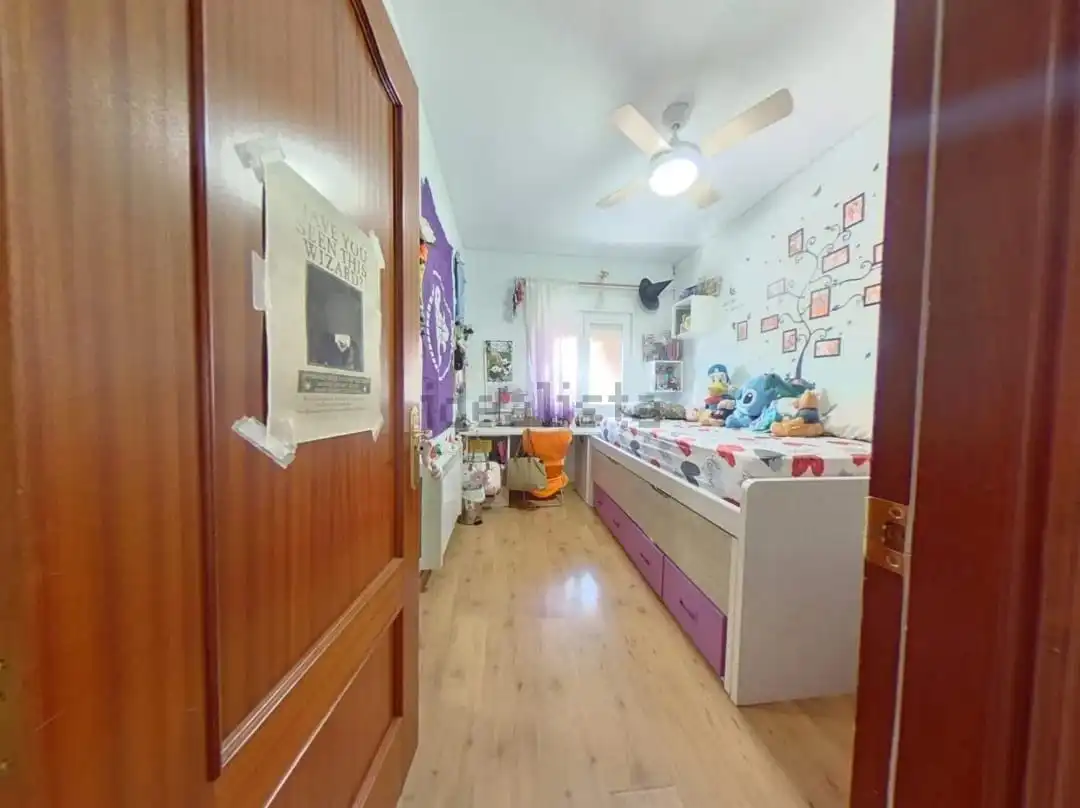 Habitación de Casa adosada en venta en Villafranca de Córdoba con Aire acondicionado, Trastero y Horno