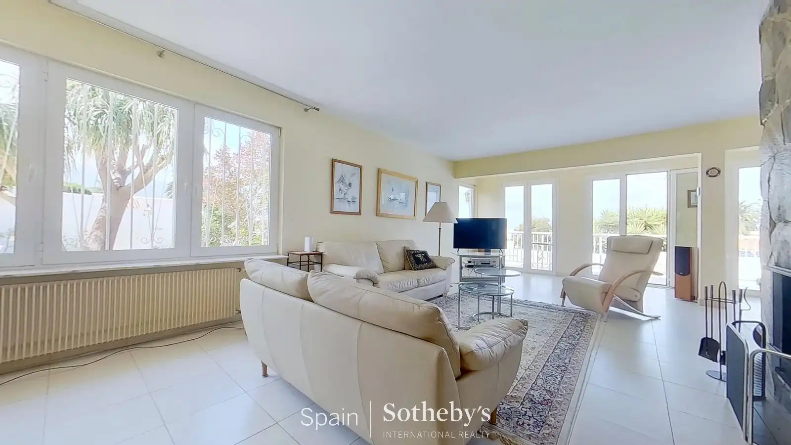 Sala d'estar de Casa o xalet en venda en La Orotava amb Jardí privat, Terrassa i Traster