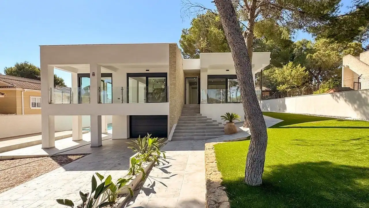 Villa zum Verkauf in Los Balcones - Los Altos, imagen 3