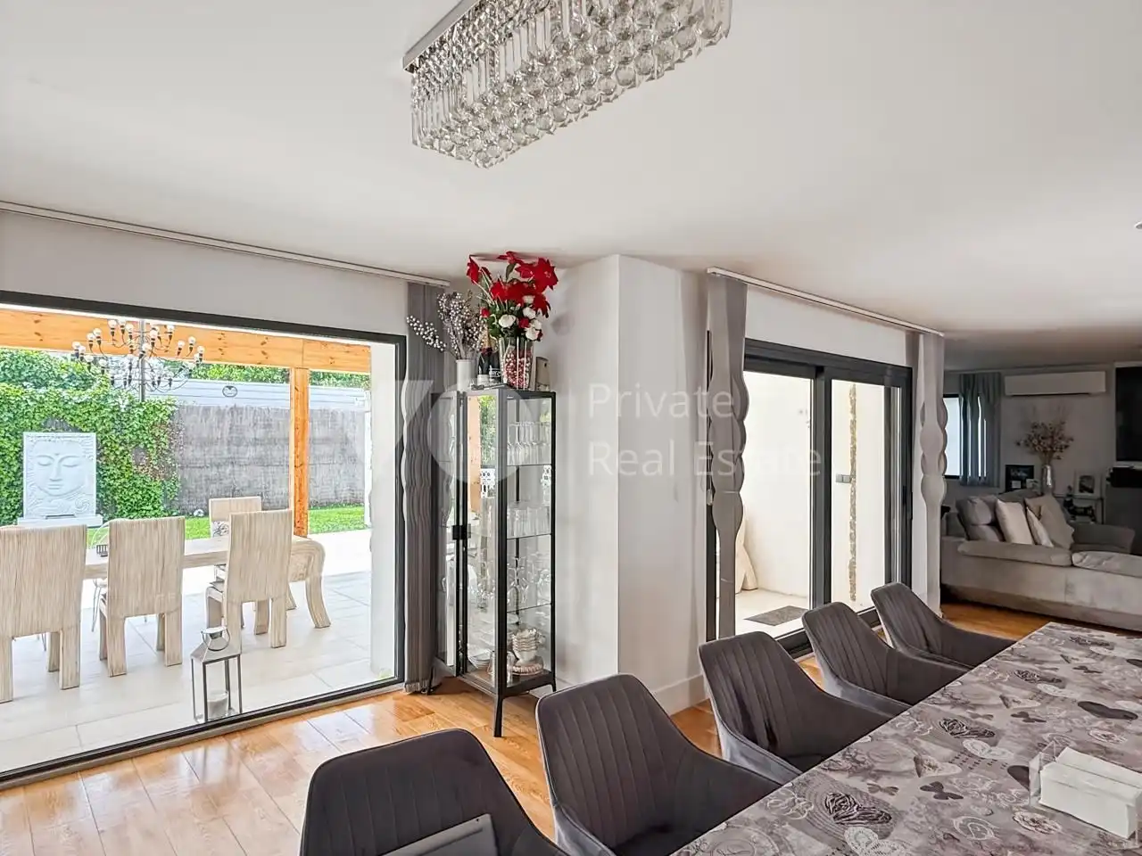 Dining room of Houses for sale in Villanueva de la Cañada  with Air Conditioner, Heating and Private garden