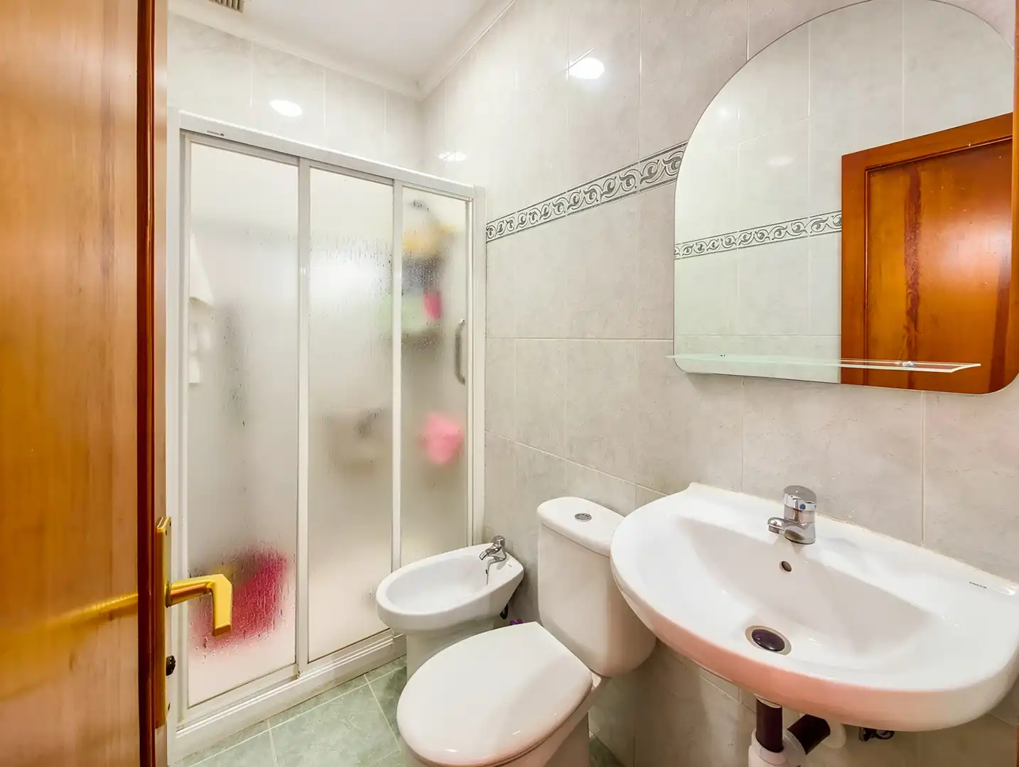 Bany de Casa o xalet en venda en Las Palmas de Gran Canaria amb Terrassa, Traster i Moblat