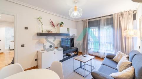 Foto 2 de Planta baixa de lloguer a Carlos Asensio Bretones, Santo Domingo - El Campillín, Asturias