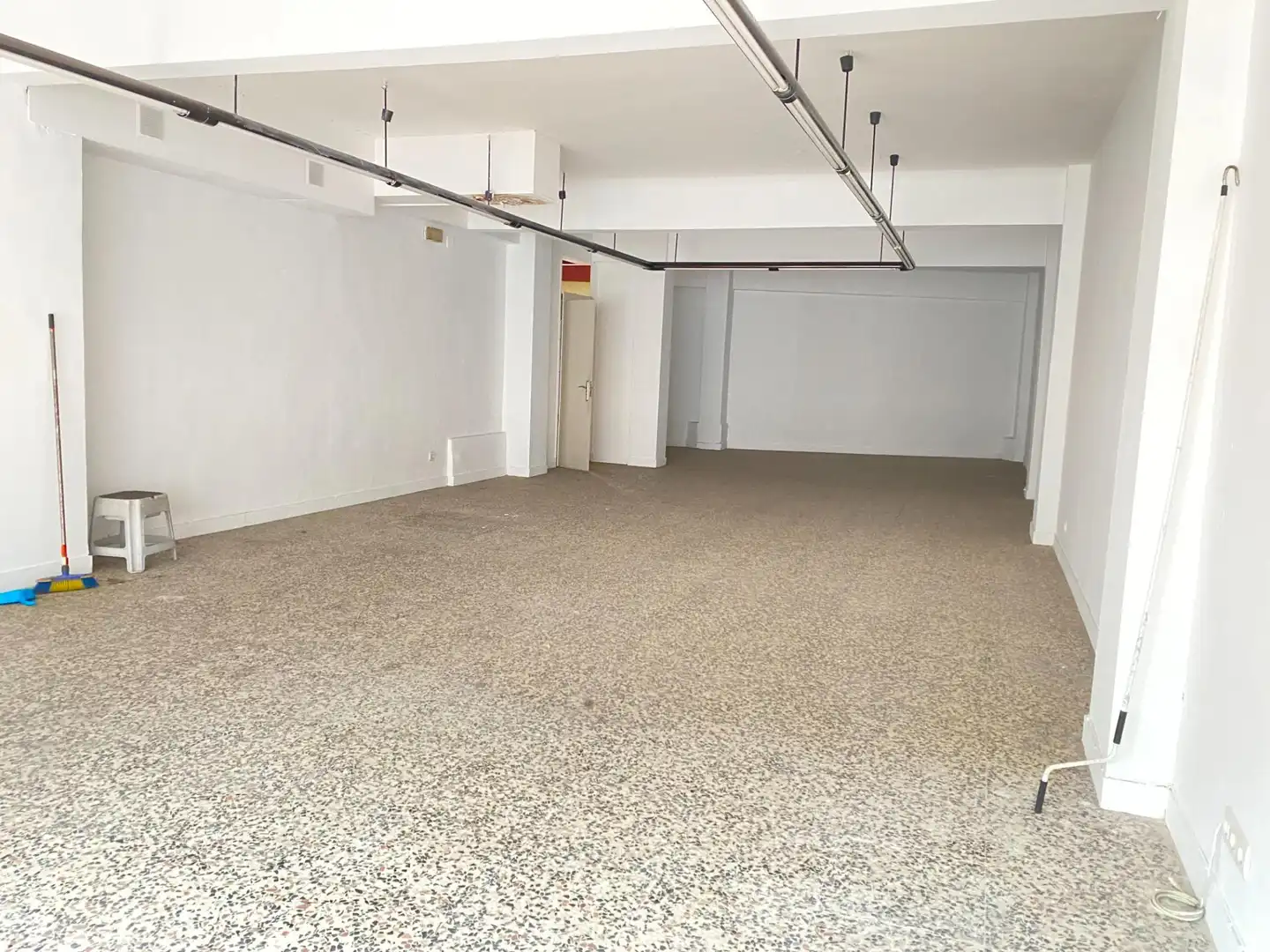 Local comercial en alquiler en Centro Urbano - Hirigunea