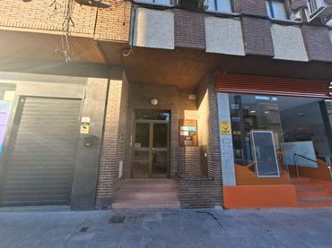 Oficina amb ascensor de lloguer a Calle Real