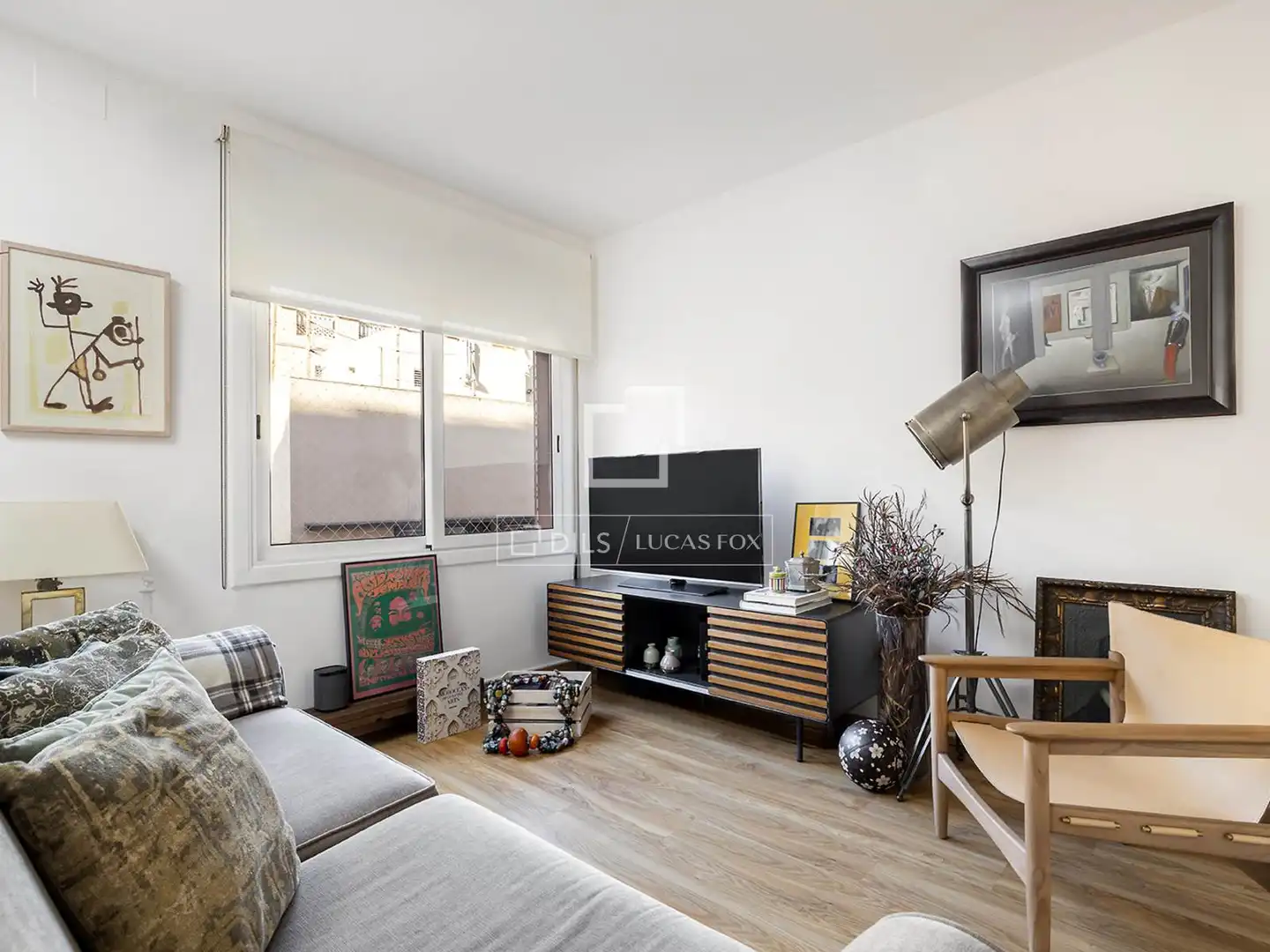 Außenansicht von Wohnung zum Verkauf in Barcelona mit Klimaanlage, Parkett und Terrasse