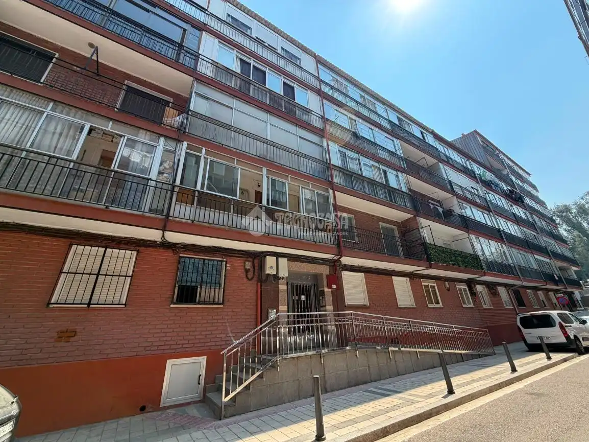 Vista exterior de Pis en venda en Valladolid amb Calefacció