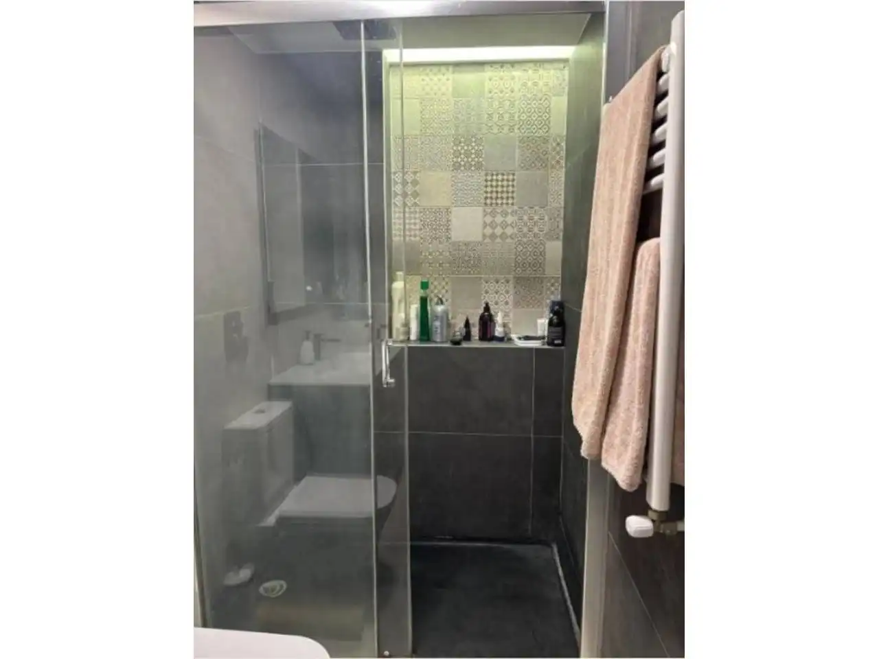 Baño de Piso en venta en Madrid con Calefacción, Terraza y Trastero