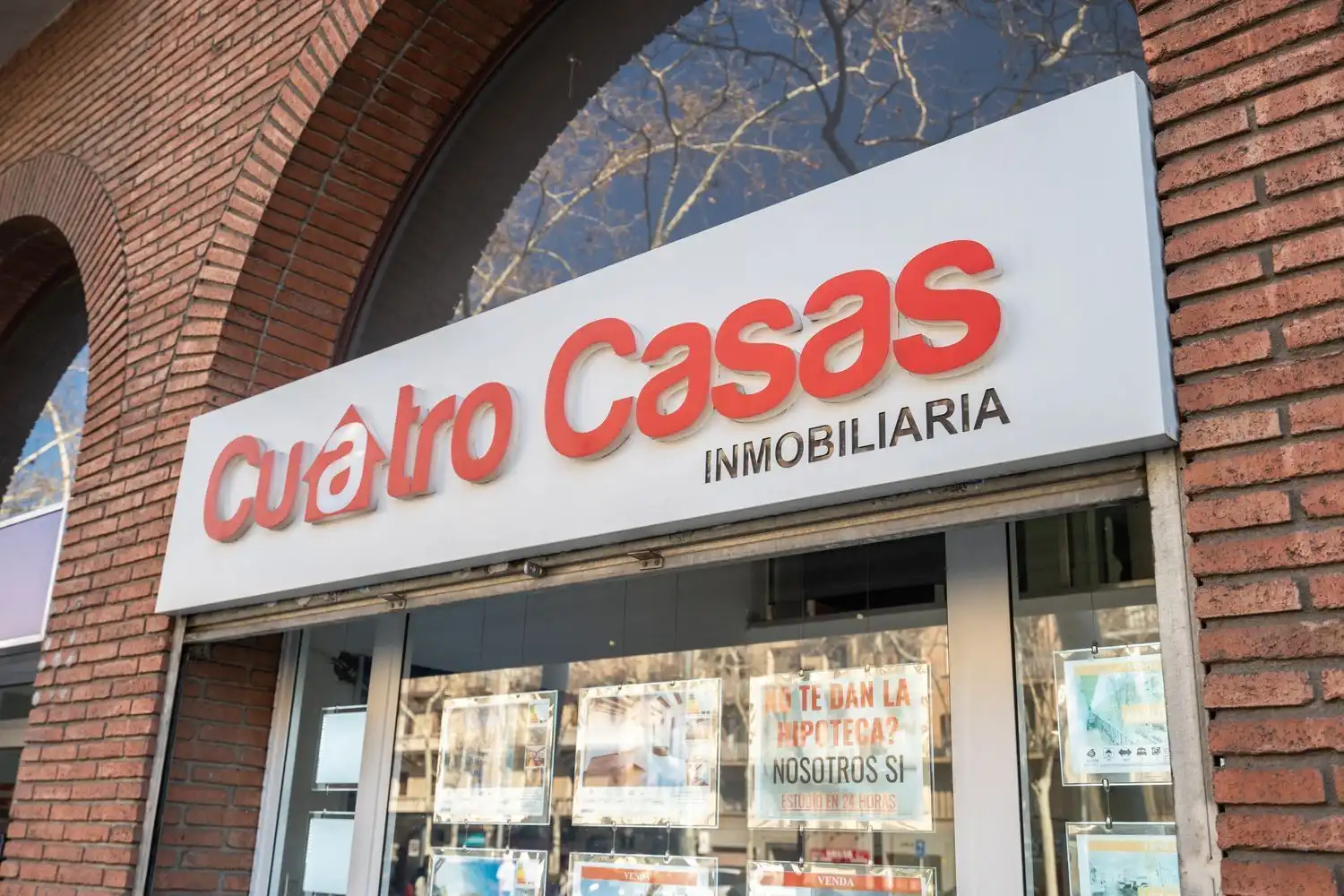 Vista exterior de Pis en venda en Barcelona amb Aire condicionat i Terrassa