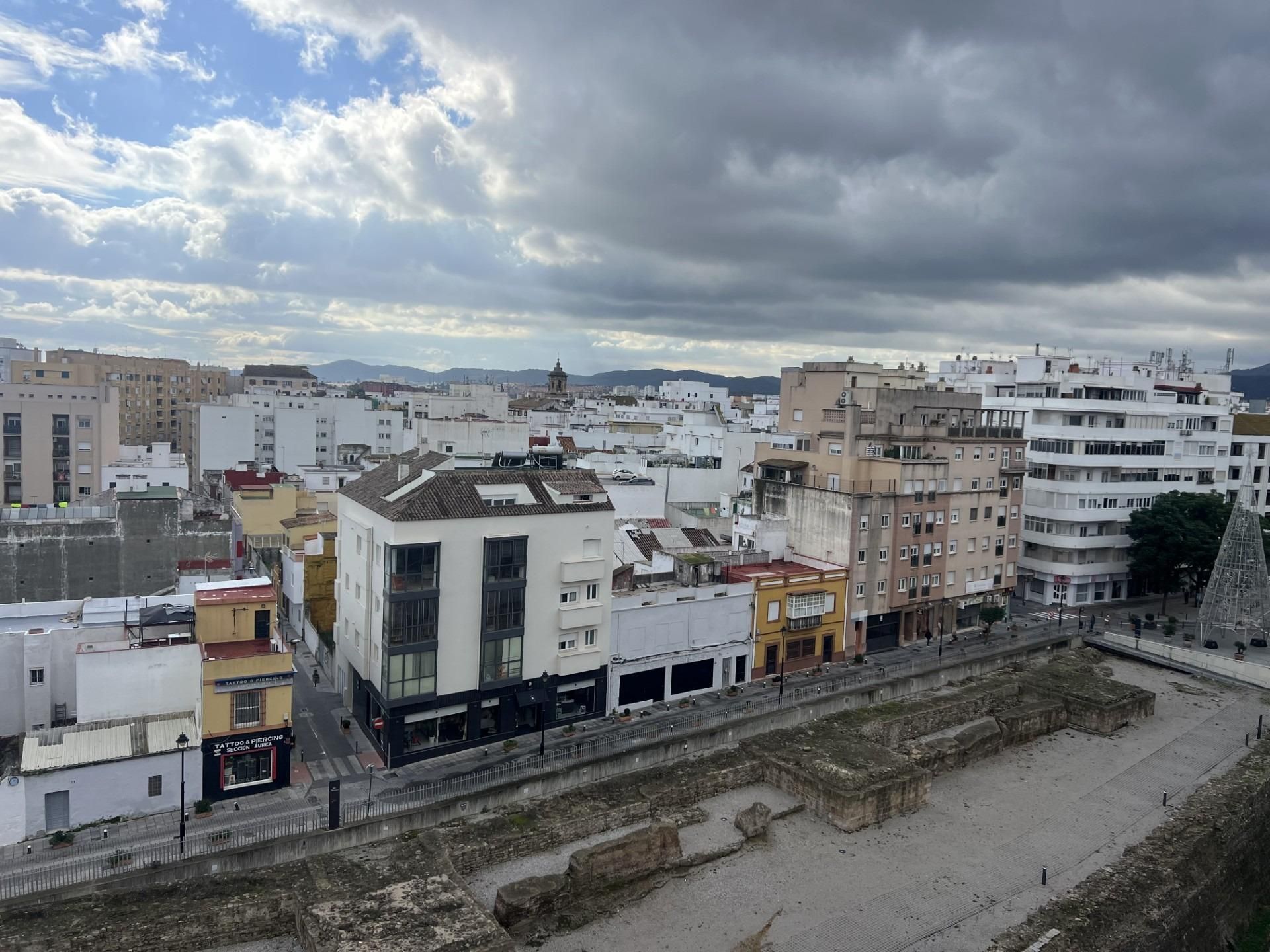 Vista exterior de Apartament en venda en Algeciras amb Aire condicionat