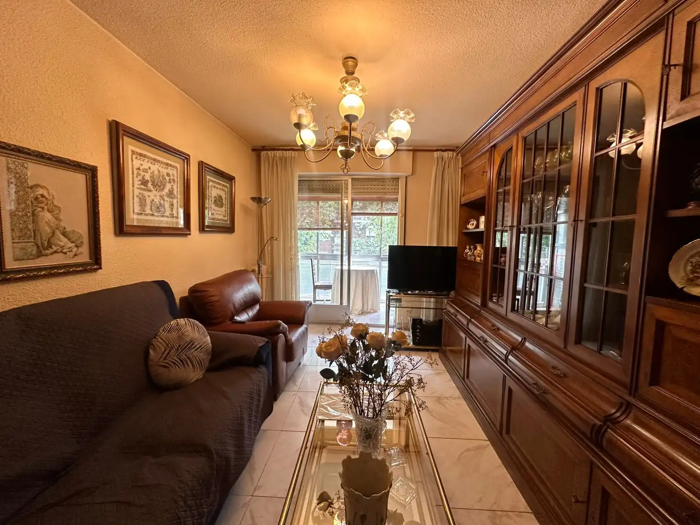 Wohnzimmer von Wohnung zum Verkauf in Madrid mit Heizung