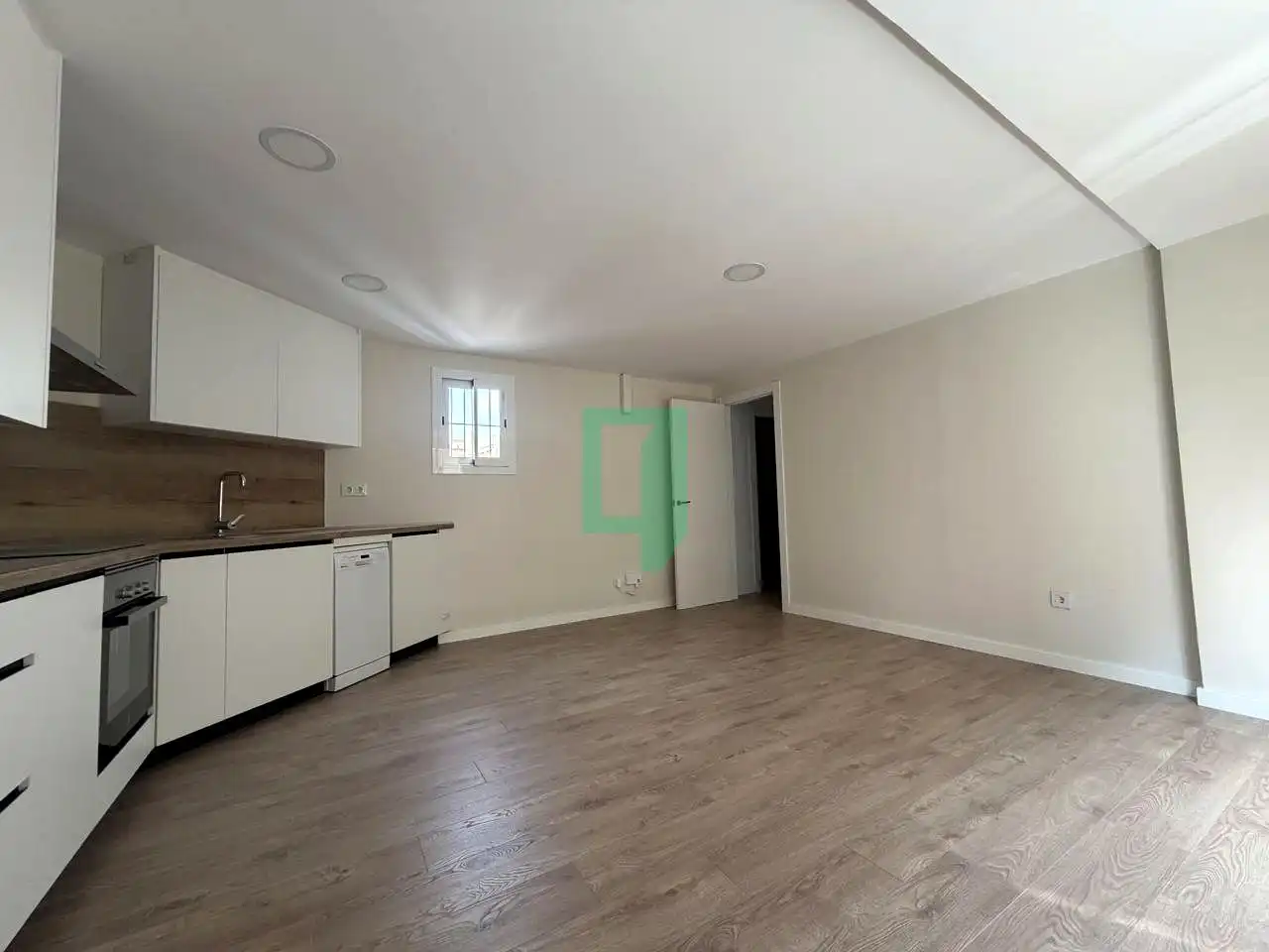 Dúplex en venda en Badalona amb Parquet i Terrassa