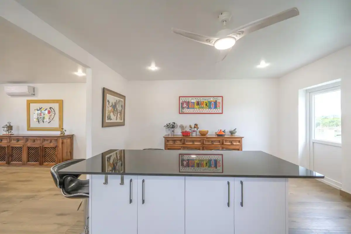 Cocina de Casa o chalet en venta en San Miguel de Salinas con Aire acondicionado, Calefacción y Jardín privado
