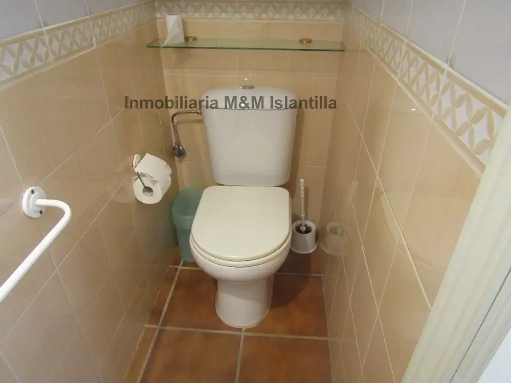 Baño de Casa adosada en venta en Islantilla con Terraza, Trastero y Amueblado