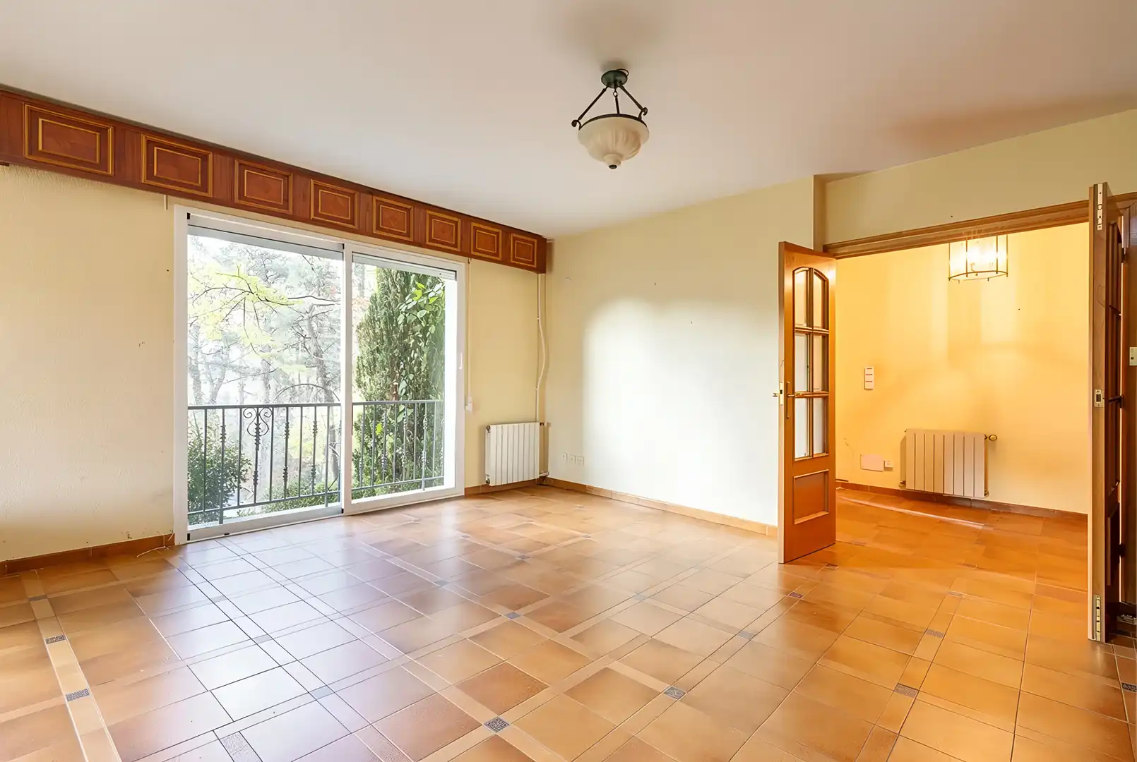 Living room of Houses for sale in San Lorenzo de El Escorial  with Heating, Private garden and Terrace