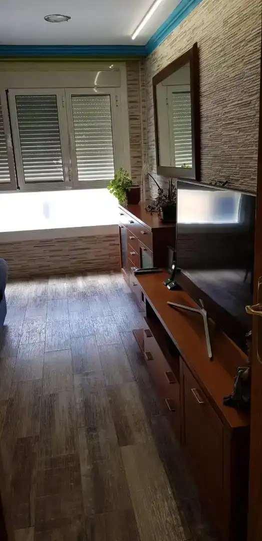 Bany de Pis en venda en Fraga amb Aire condicionat