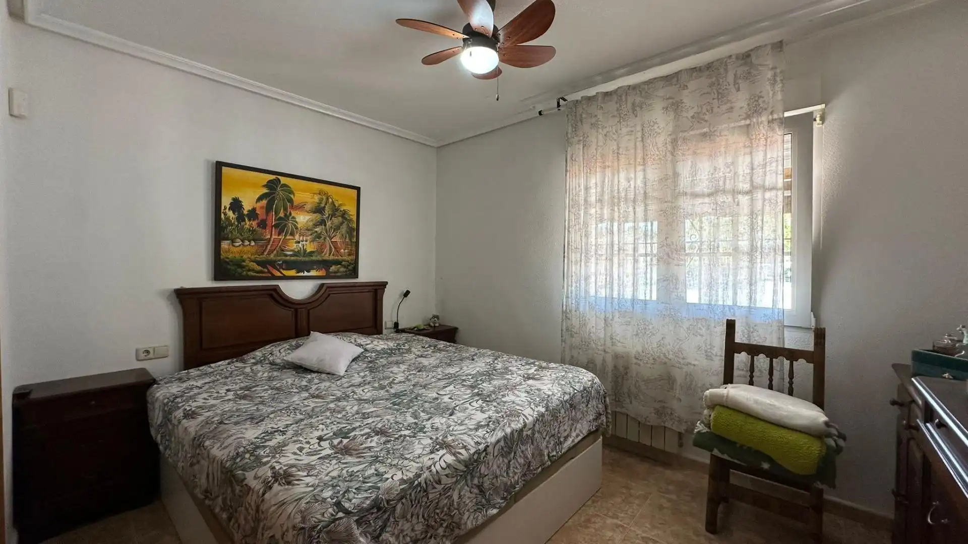 Habitación de Casa o chalet en venta en Torrevieja con Calefacción, Jardín privado y Piscina