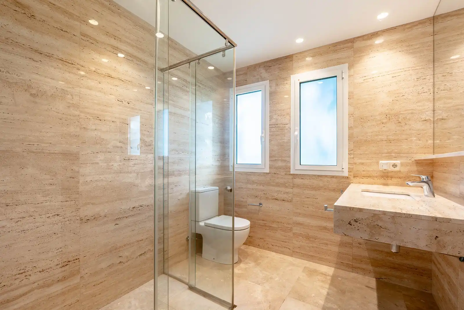 Haus mit Pool zum Verkauf in Carrer Petunies, imagen 34