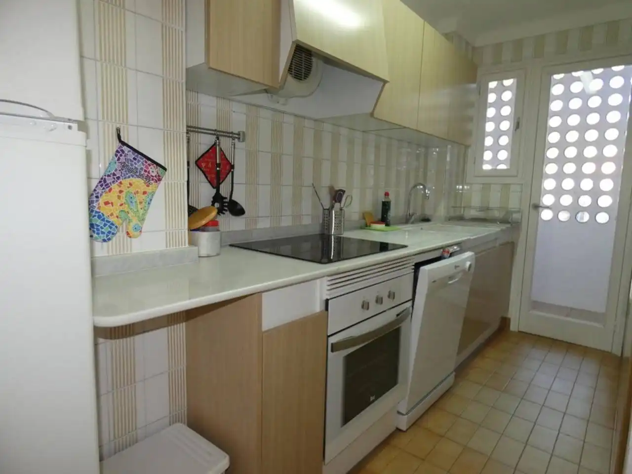 Kitchen of Flat for sale in Sant Feliu de Guíxols  with Terrace and Community pool