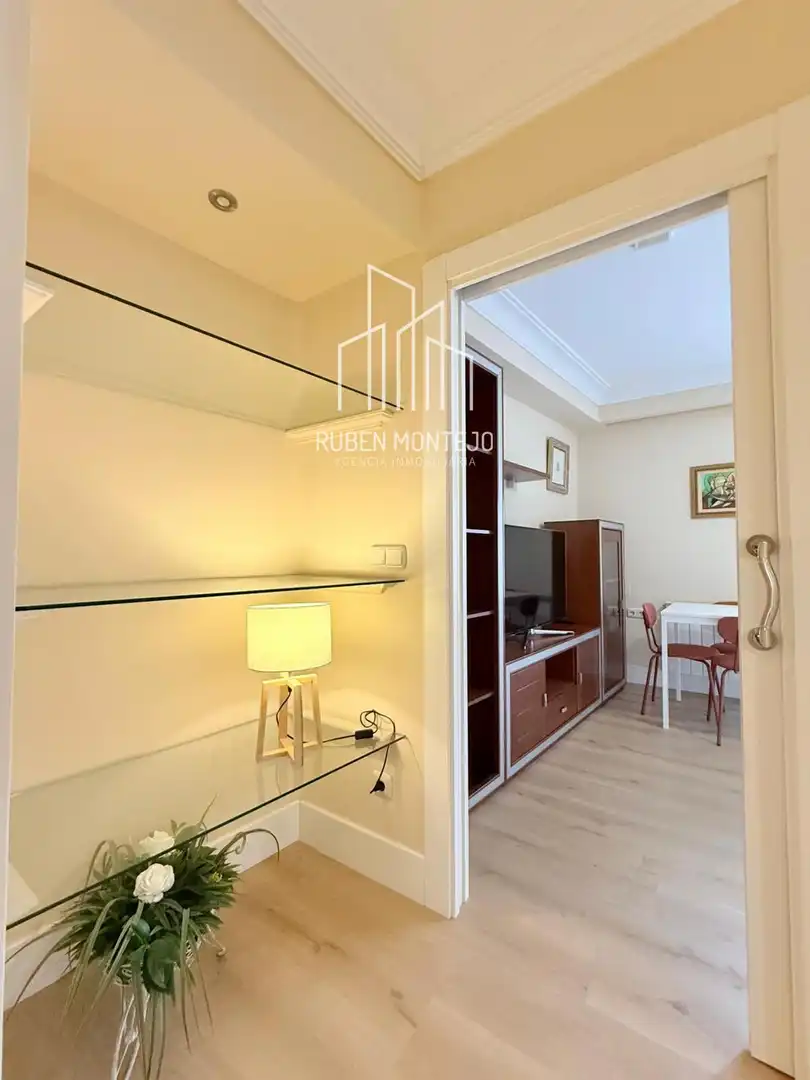 Wohnzimmer von Wohnung zur Miete in Salamanca mit Heizung, Parkett und Terrasse