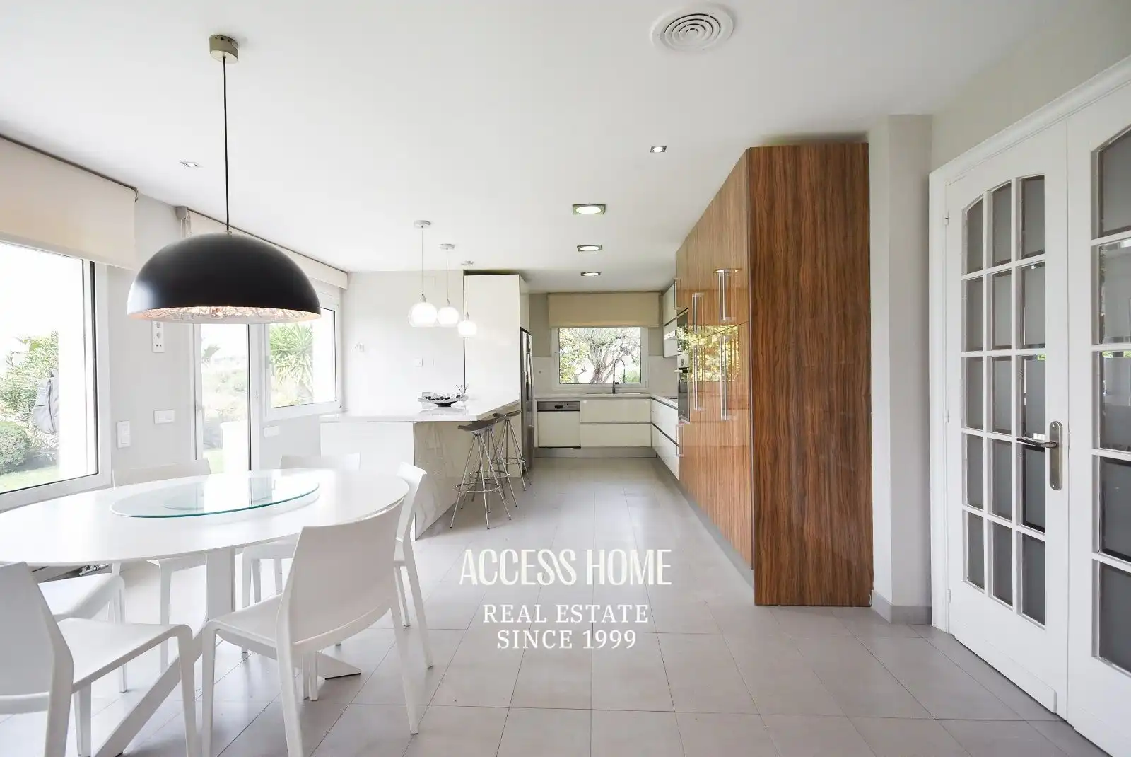 Cocina de Casa o chalet en venta en Alella con Aire acondicionado, Calefacción y Terraza