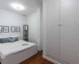 Bedroom of Flat for sale in  Madrid Capital  with Heating
