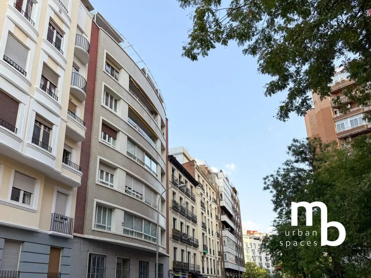 Exterior view of Flat for sale in Madrid  with Air Conditioner and Heating