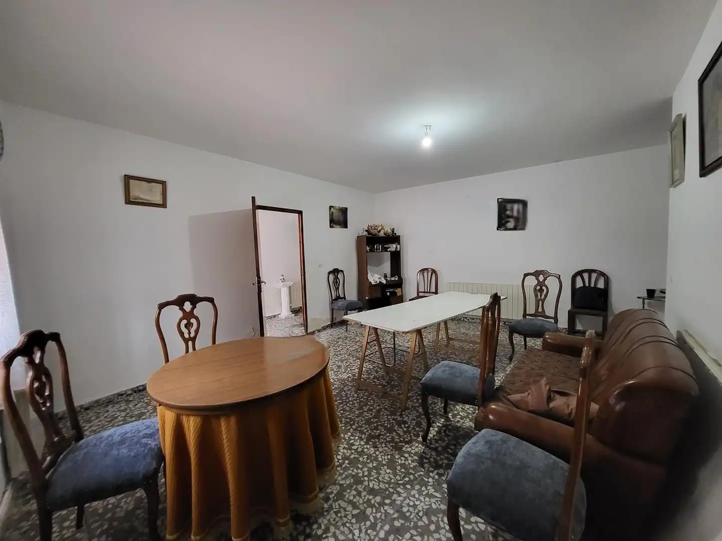 Casa amb terrassa en venda a Sisante, imagen 5