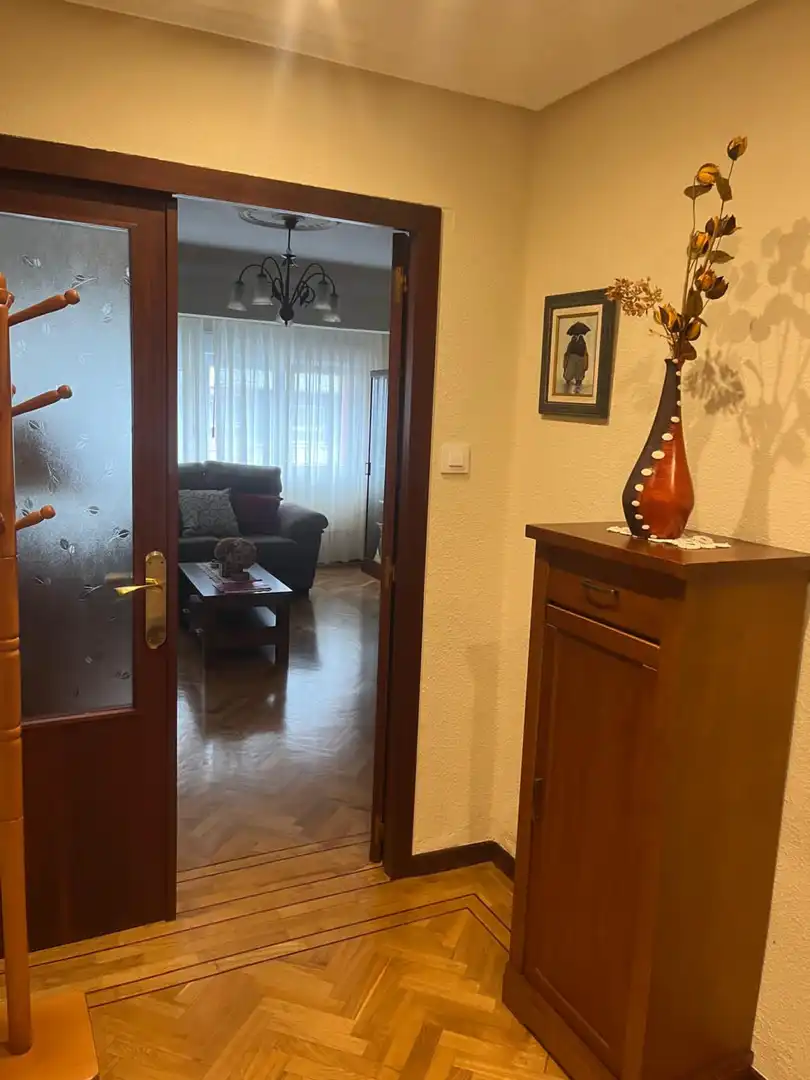 Piso en venta en Avilés con Calefacción y Parquet