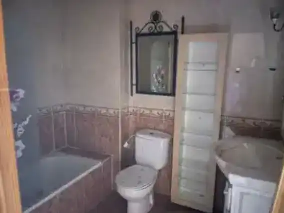 Bathroom of Flat for sale in Quer