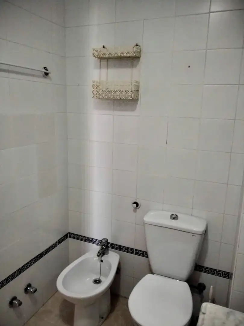Bathroom of Flat for sale in Gines  with Air Conditioner, Heating and Terrace