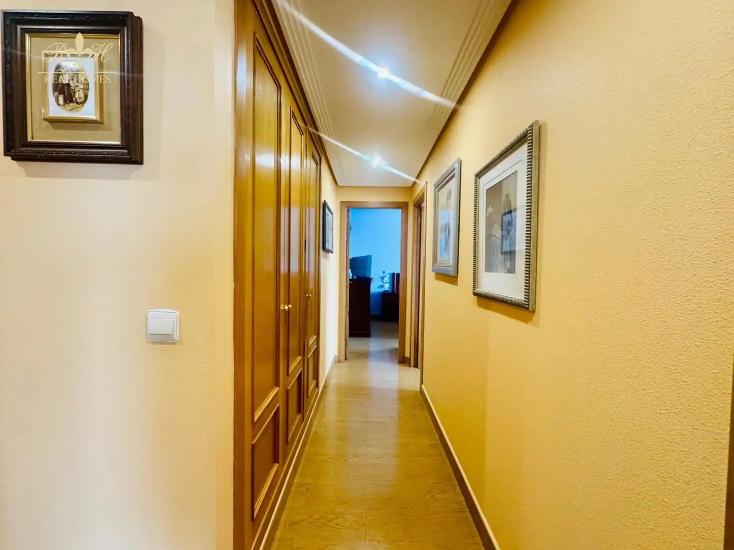 Piso en venta en Benidorm con Aire acondicionado, Terraza y Piscina