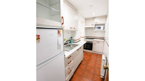 Foto 3 de Piso en venta en Calle Virgen del Coro, Concepción, Madrid Capital