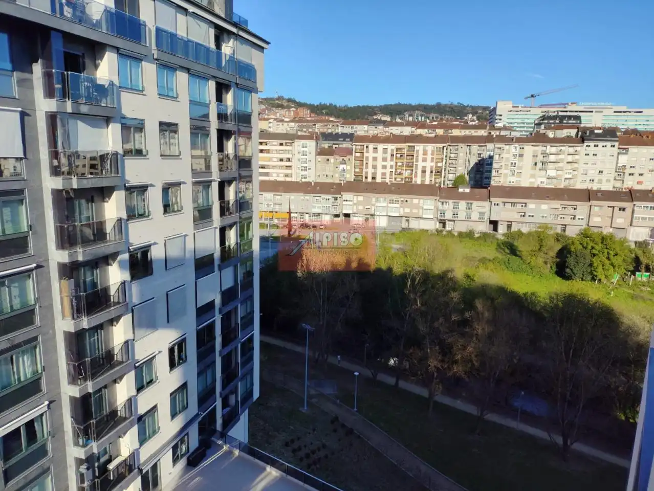 Außenansicht von Wohnung zum Verkauf in Ourense Capital  mit Heizung, Terrasse und Balkon