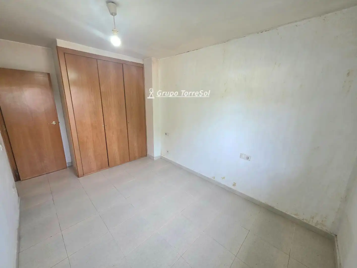 Piso en venta en Torredembarra con Calefacción, Piscina y Piscina comunitaria