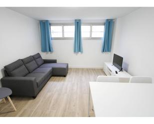 Sala d'estar de Pis de lloguer en L'Hospitalet de Llobregat amb Moblat