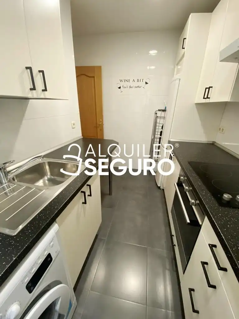 Cocina de Piso de alquiler en Madrid con Calefacción