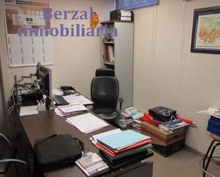 Premises to rent in  Logroño  with Air Conditioner