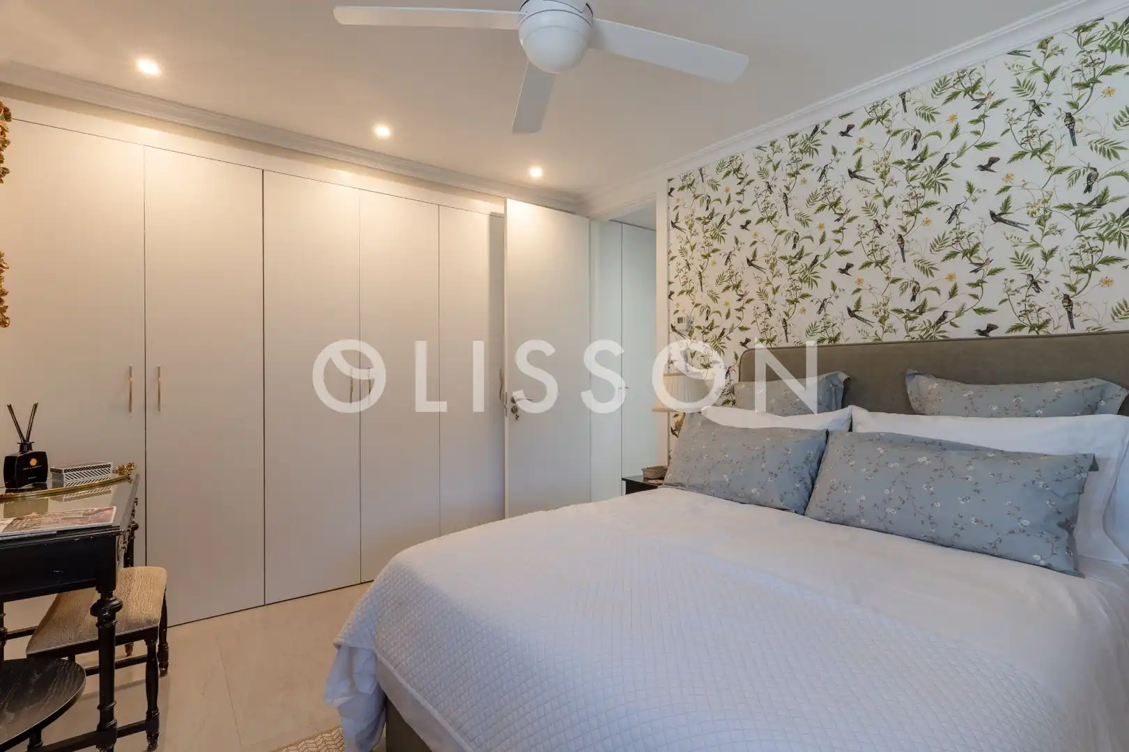 Habitación de Casa o chalet en venta en Madrid con Aire acondicionado, Calefacción y Jardín privado