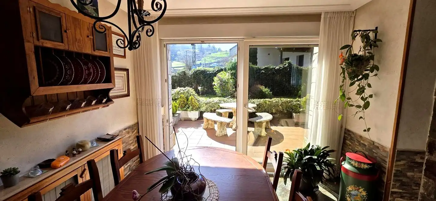 Dining room of Houses for sale in Valdés - Luarca  with Heating, Private garden and Parquet flooring