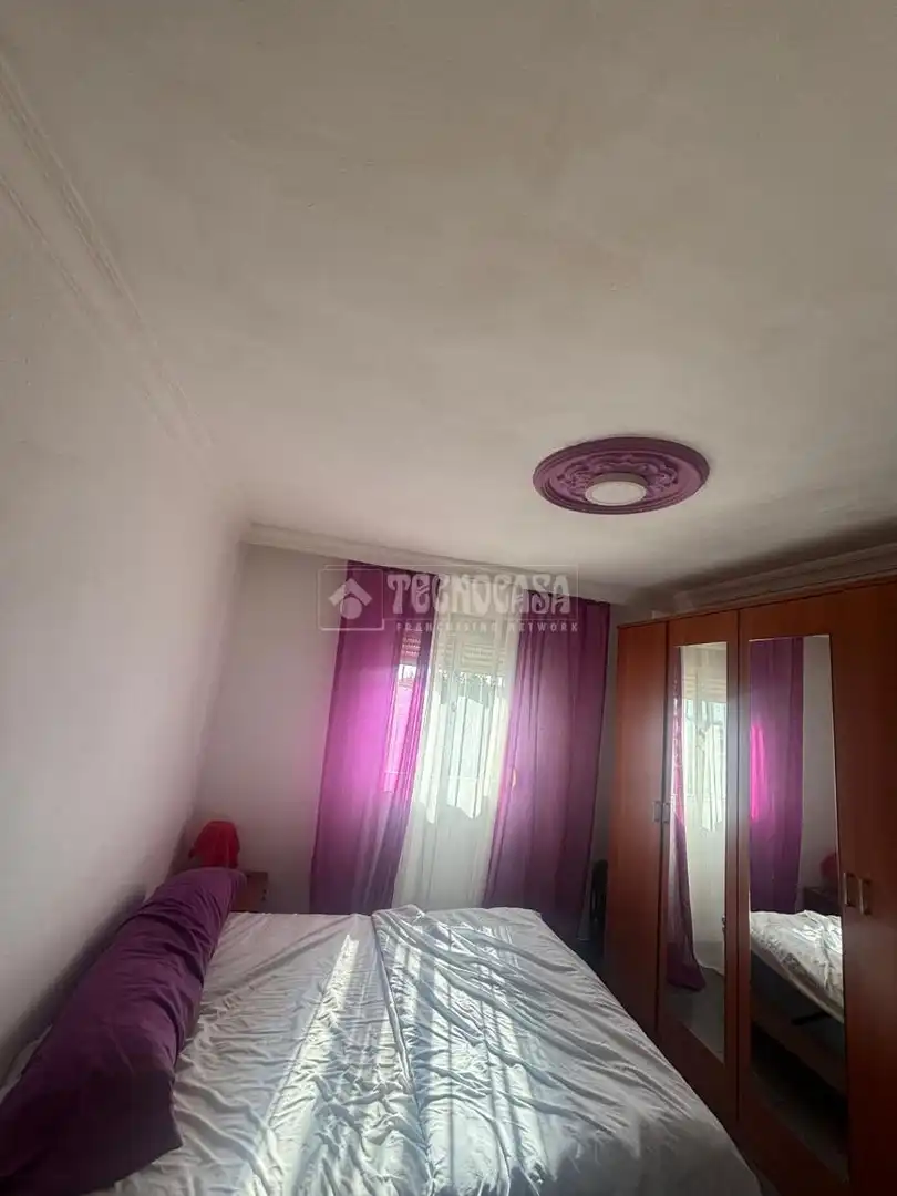 Schlafzimmer von Wohnung zum Verkauf in Alcalá de Guadaira mit Balkon