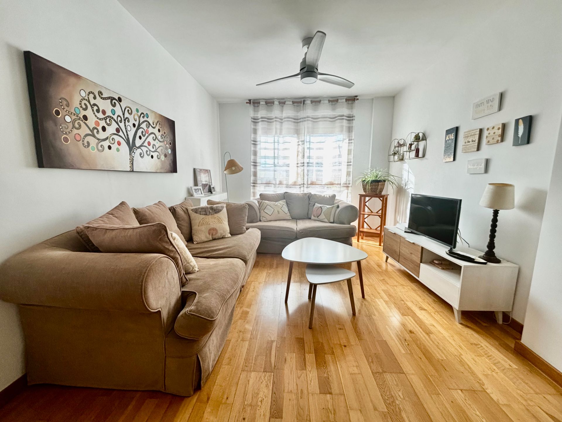 Sala de estar de Dúplex en venta en Vera de Moncayo con Calefacción, Parquet y Terraza