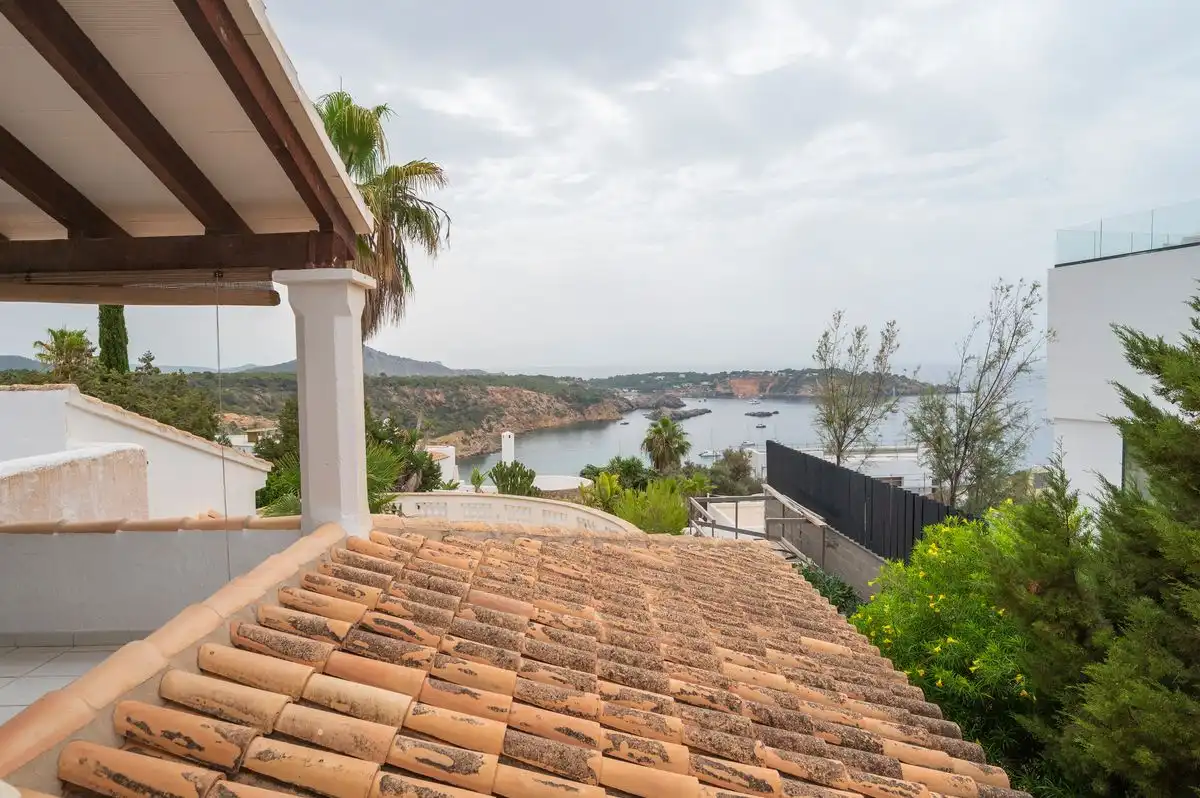 Vista exterior de Casa o xalet en venda en Sant Josep de sa Talaia amb Calefacció, Jardí privat i Terrassa