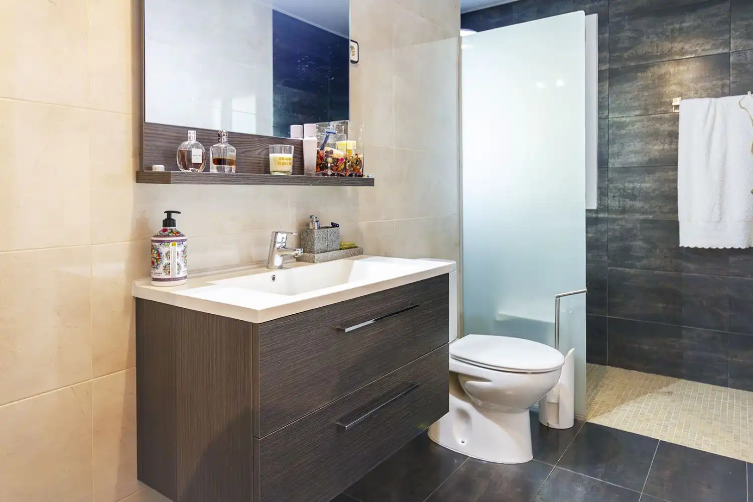 Bathroom of Houses for sale in Sant Martí Sarroca  with Air Conditioner, Heating and Terrace