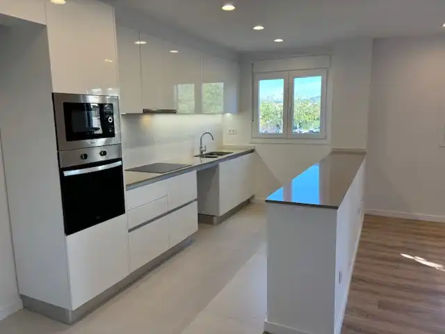 Wohnung zur Miete in Carrer Ripollès, Lledoner