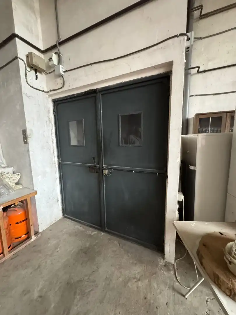 Industrial building with lift for sale in Carrer Sant Jaume 45, imagen 11